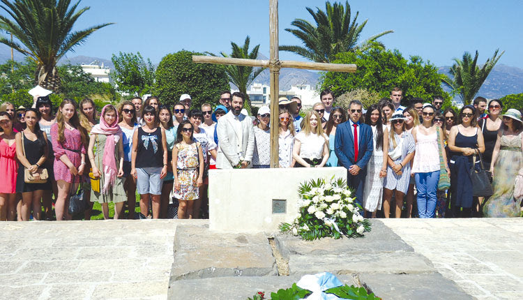 Την Κρήτη επισκέφθηκαν Έλληνες ομογενείς από χώρες του Εύξεινου Πόντου, που συμμετείχαν στο πρόγραμμα «Τα χνάρια του Καζαντζάκη»