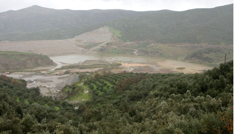 φράγμα ΑΠΟΣΕΛΕΜΗ