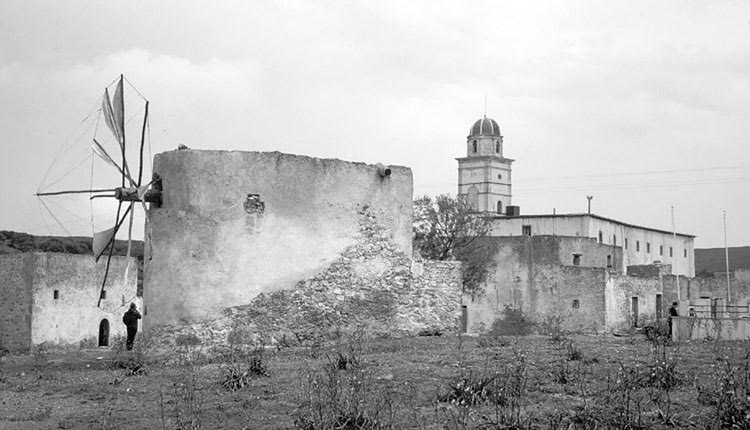 ΦΩΤΟ ΗΜΕΡΑΣ: Το μοναστήρι Τοπλού το 1972