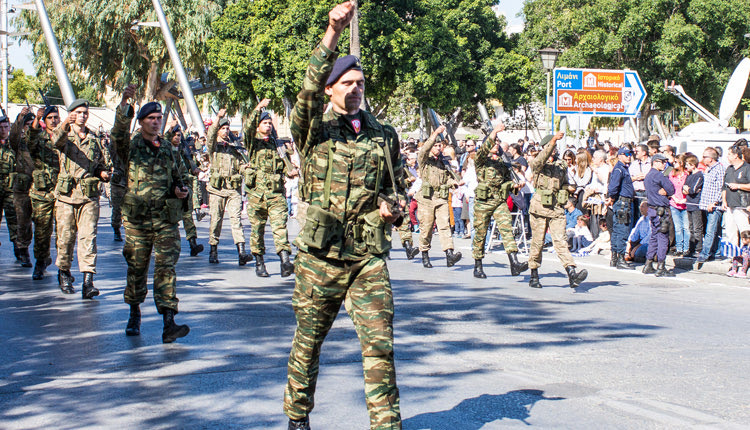 στρατιωτικά αγήματα