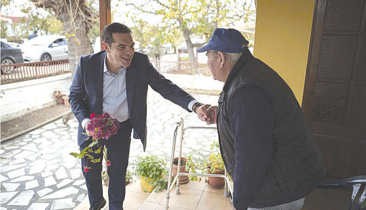 έκπληξη που περίμενε τον Αλέξη Τσίπρα στο χωριό Εράσμιο της Ξάνθης αμέσως μετά την επίσκεψή του στα Θερμοκήπια Θράκης.