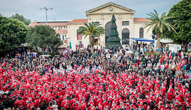 “Κόκκινο ποτάμι” με το Santa Run χθες στα Χανιά