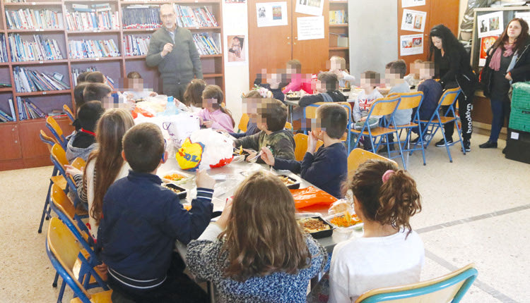 Ξεκίνησαν και στο Ηράκλειο τα σχολικά γεύματα