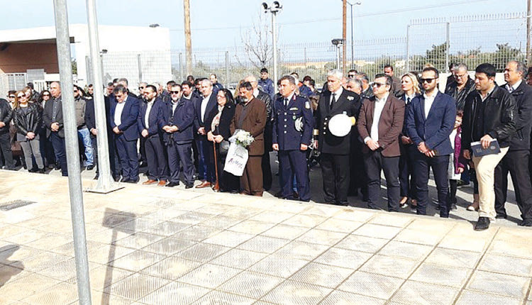 επιμνημόσυνη δέηση έγινε στον προαύλειο χώρο του Αστυνομικού Μεγάρου για τους πεσόντες αστυνομικούς