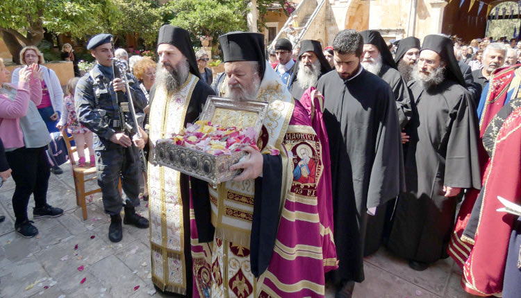 Η Κρήτη υποδέχτηκε το άφθαρτο χέρι της Αγίας Μαρίας της Μαγδαληνής