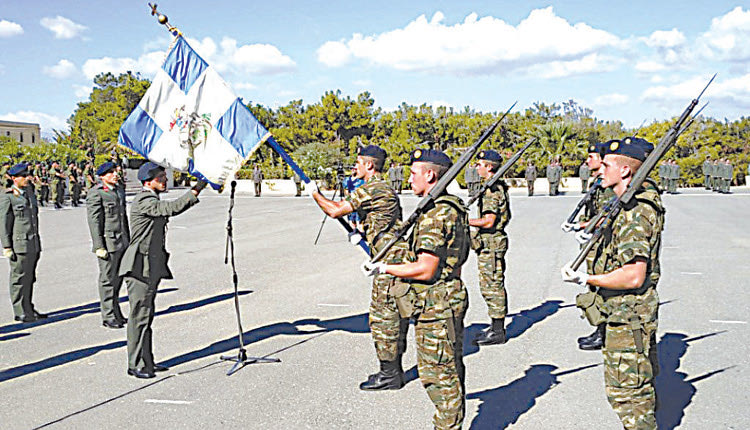 τελετές ονομασίας των Δόκιμων Έφεδρων Αξιωματικών (ΔΕΑ) του Στρατού Ξηράς στη Σχολή Εφέδρων Αξιωματικών Πεζικού (ΣΕΑΠ)