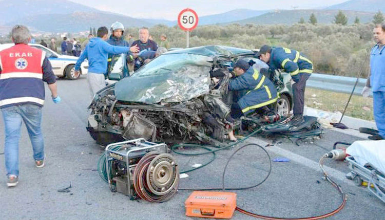 Ο άτυχος Ιωάννης Ξενάκης έχασε τη ζωή του σε τροχαίο δυστύχημα που σημειώθηκε στην εθνική οδό Ηρακλείου Μοιρών