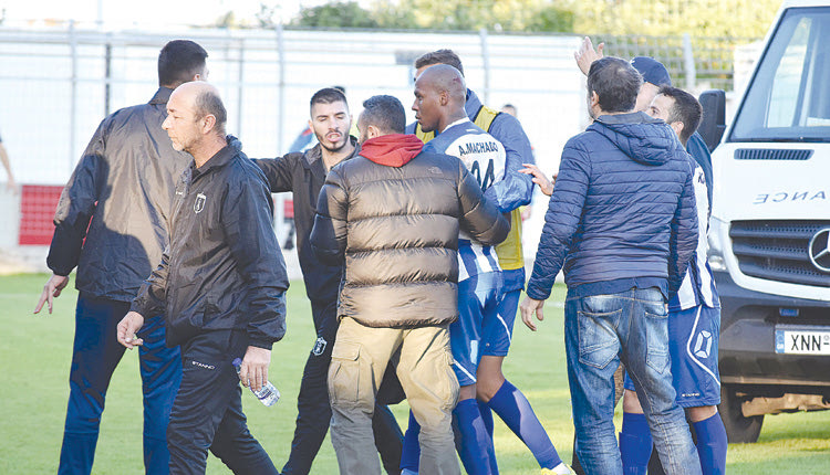 Ο Μασάδο λίγο μετά τον σοκαριστικό τραυματισμό του στα Περβόλια