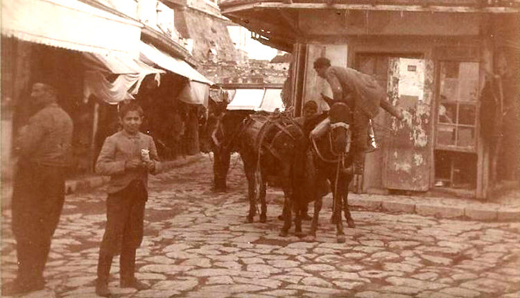 ΦΩΤΟ ΗΜΕΡΑΣ: Στα σοκάκια της πόλης