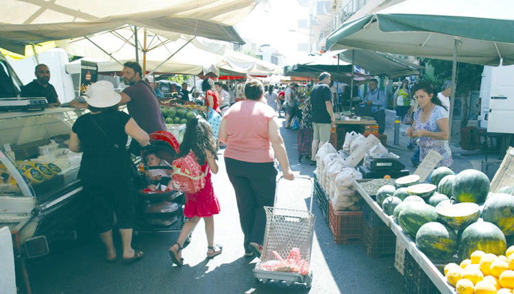 η λαϊκή της Νέας Αλικαρνασσού