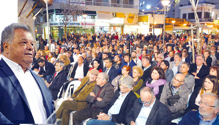 Τους υποψήφιους δημοτικούς συμβούλους, που πλαισιώνουν το ψηφοδέλτιο των «Ενεργών Πολιτών», παρουσίασε χθες ο υποψήφιος δήμαρχος Ηρακλείου Ηλίας Λυγερό