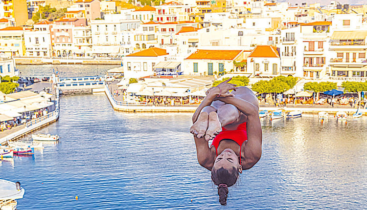 ΣΤΟΝ ΑΓ. ΝΙΚΟΛΑΟ: Cliff diving 8-9 Ιουλίου