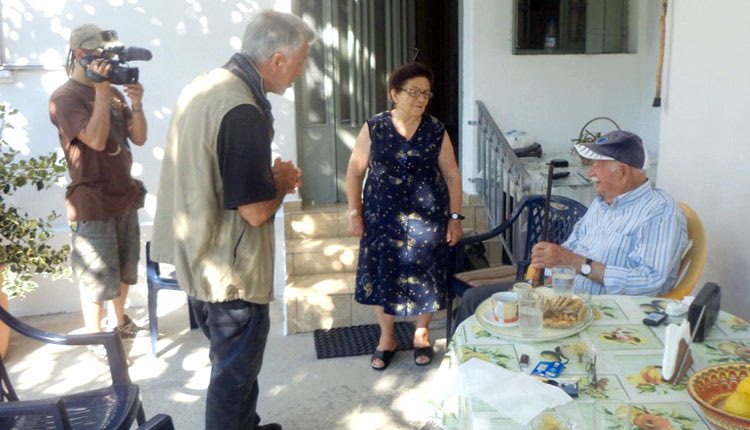 ιστορικό  ντοκιμαντέρ-ντοκουμέντο,  «Από την Κρήτη στα κολαστήρια του θανάτου, Άουσβιτς», των δημοσιογράφων Γιάννη Κανελλάκη και Μανόλη Παντινάκη