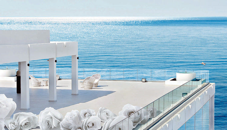 LUX ME WHITE PALACE της Grecotel - Ν. Δασκαλαντωνάκης