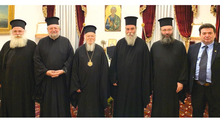 Από την πρόσφατη επίσκεψη Μητροπολιτών της Κρήτης στον Πατριάρχη παρόντος του νομικού εκπροσώπου κ. Μηλαθιανάκη