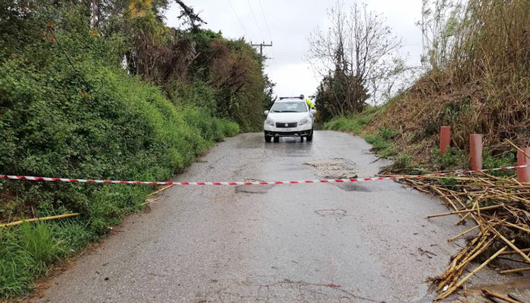 Η παράκαμψη κορδελών σήμανσης και “νερομπανιέρων” έχει στοιχίσει ζωές στην Κρήτη