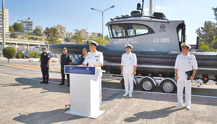 Το δεύτερο από τα δέκα σκάφη της Rafnar, τύπου Leiftur 1100 Cabin Patrol για τις ανάγκες της Λιμενικής  Αρχής Καλύμνου παρέλαβε χθες  το Λιμενικό Σώμα