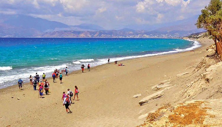 το Φεστιβάλ της Άμμου στην υπέροχη παραλία του Κομμού