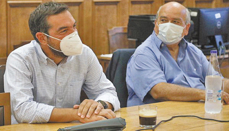 Αλέξης Τσίπρας με μάσκα στη συνεδρίαση για τα όργανα του ΣΥΡΙΖΑ.