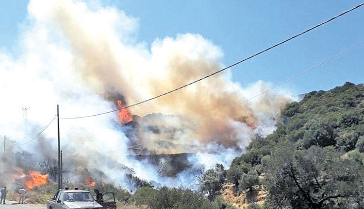 Φλέγεται η Κάντανος