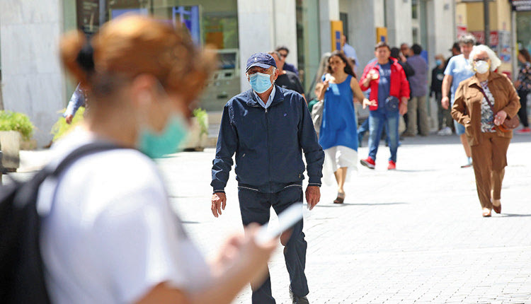 Υποχρεωτική χρήση μάσκας τόσο σε εξωτερικούς, όσο και σε εσωτερικούς χώρους