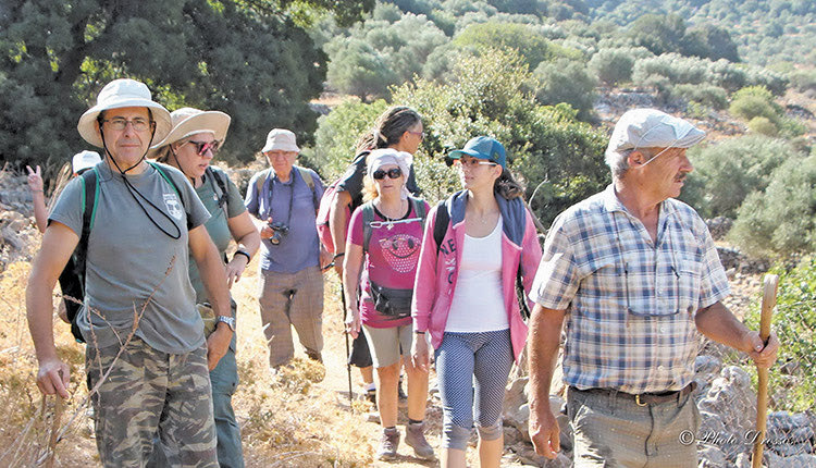 Στο φαράγγι του Μαλλιάρη η Πεζοπορική Ομάδα Νεάπολης