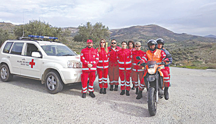 Οι εθελοντές του Ελληνικού Ερυθρού Σταυρού Μοιρών συνόδευσαν τους αθλητές