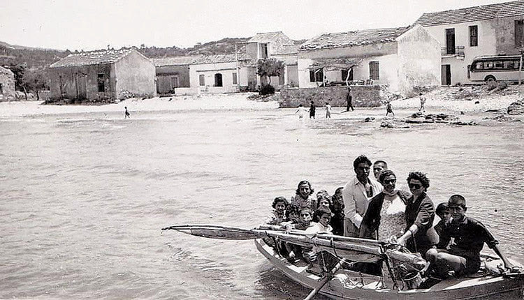 Η φωτογραφία της ημέρας: 1950. Βαρκάδα στην Αλμυρίδα Χανίων.