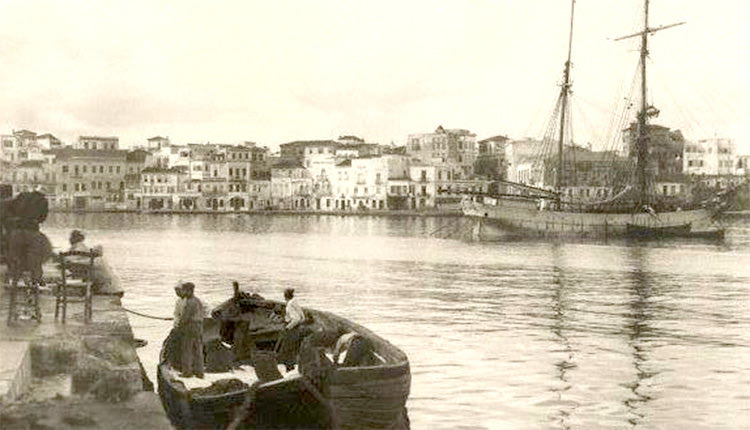 Η φωτογραφία της ημέρας: Λιμάνι Χανίων 1921