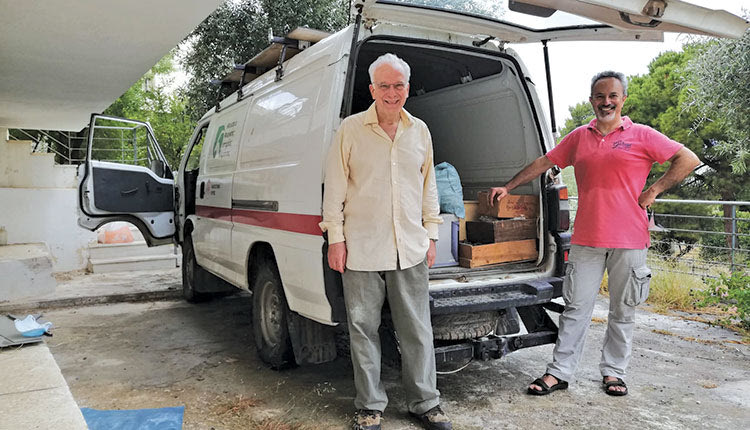 Με μεγάλη χαρά και ευγνωμοσύνη, το Μουσείο Φυσικής Ιστορίας Κρήτης του Πανεπιστημίου Κρήτης παρέλαβε τη Δευτέρα από την Αθήνα μια σημαντική δωρεά από τον ομότιμο καθηγητή Παλαιοανθρωπολογίας  Αντώνιο Μπαρτσιώκα και το Πανεπιστήμιο Θράκης