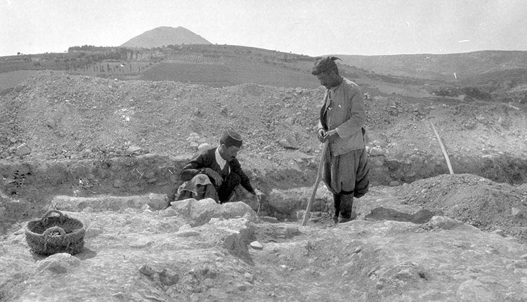 ΦΩΤΟΗΜΕΡΑΣ: Κνωσός, οι ανασκαφές την περίοδο του μεσοπολέμου (φωτογραφία πιθανώς του 1924).