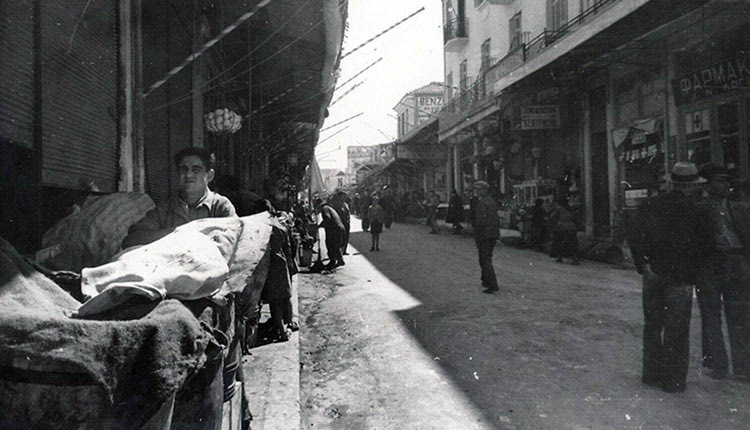 ΦΩΤΟΗΜΕΡΑΣ: Στην αγορά του Ηρακλείου το 1935.