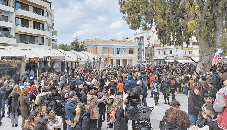 Μαζική ήταν η συμμετοχή των εκπαιδευτικών στη χθεσινή κινητοποίηση