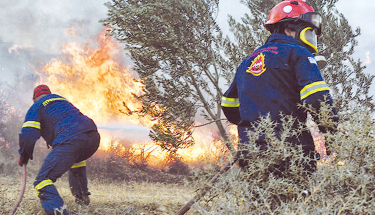 Αρκετές φωτιές εκδηλώθηκαν χθες σε διάφορα μέρη της χώρας