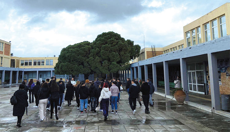 ΕΠΙΣΤΟΛΗ ΤΟΥ ΠΡΥΤΑΝΗ ΓΙΑ ΤΑ ΝΕΑ ΑΚΑΔΗΜΑΪΚΑ ΤΜΗΜΑΤΑ «Η κατάργηση ανατρέπει τον σχεδιασμό μας»