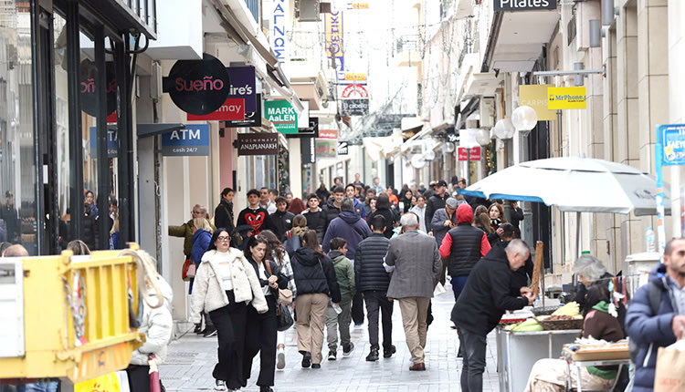 Σοβαρό το έλλειμμα στην αγορά λόγω των χρημάτων από το λάδι