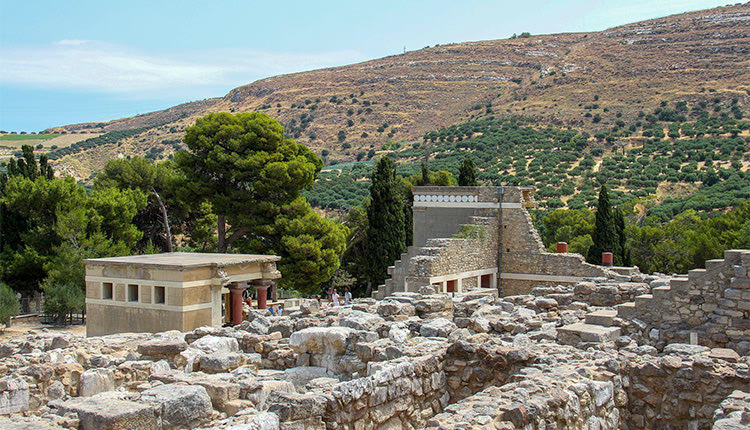 ΣΤΗΝ ΑΡΧΑΙΟΛΟΓΙΚΗ ΖΩΝΗ ΤΗΣ ΚΝΩΣΟΥ Περνούν στη Λότζια δύο οικόπεδα με τεράστια ανασκαφική αξία