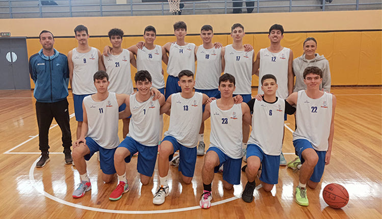 Παίκτες της Μικτής ΕΚΑΣΚ U-16 στην Αθήνα