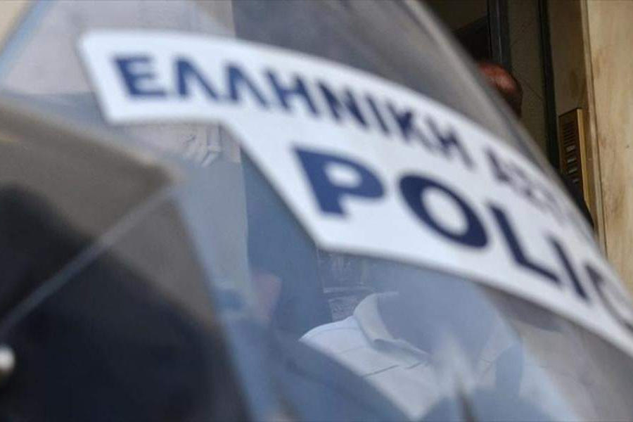 Αγρίνιο: Δεν τους άρεσε το φαγητό και χτύπησαν τον εστιάτορα με σιδερένιο γκλοπ στο κεφάλι