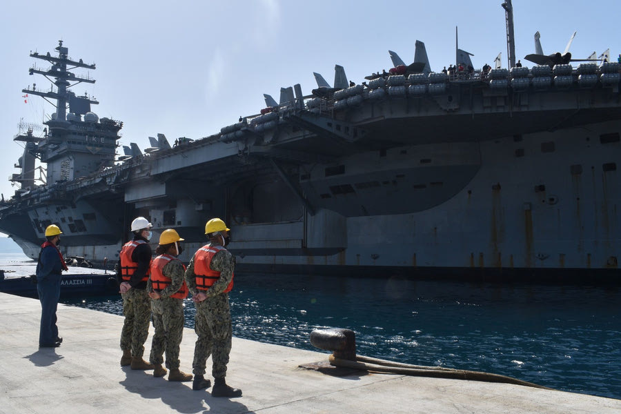 Κατέπλευσε στη Σούδα το αεροπλανοφόρο USS Dwight D. Eisenhower