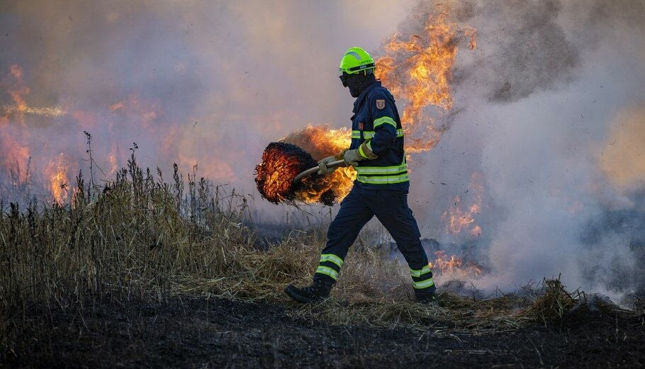 Πυρκαγιά σε δασώδη περιοχή του Εθνικού Δρυμού Σαμαριάς