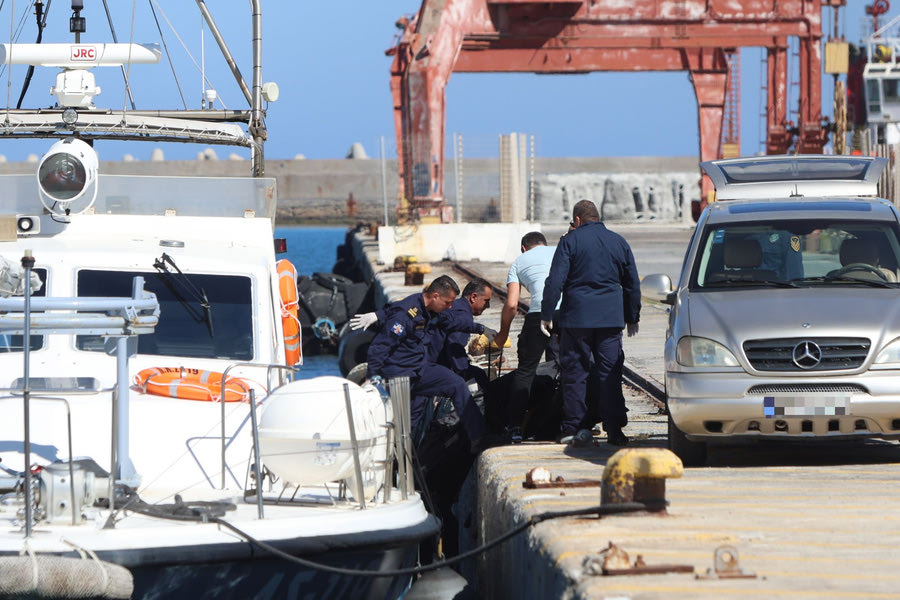 Ψαράς βρήκε πτώμα σε προχωρημένη σήψη στη θαλάσσια περιοχή του Καρτερού