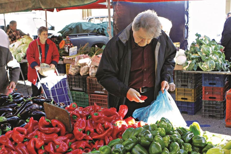 Μεταφέρονται δύο λαϊκές