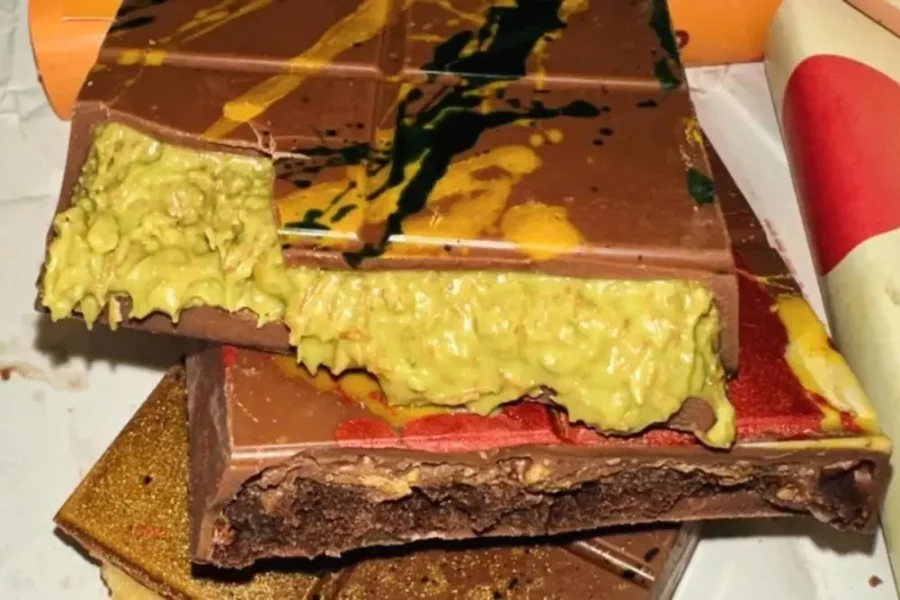 H σοκολάτα του Ντουμπάι που κάνει «θραύση» στο TikTok – Πώς να τη φτιάξετε στο σπίτι