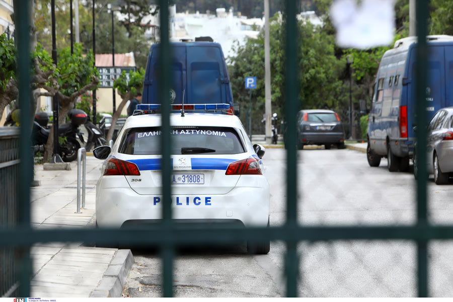 Θεσσαλονίκη: 41χρονος παρέσυρε την πρώην σύζυγό του με αυτοκίνητο