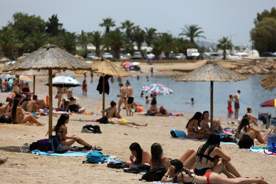 Παραμένουν οι υψηλές θερμοκρασίες, ενισχύονται οι βοριάδες – η πρόγνωση για την Κρήτη