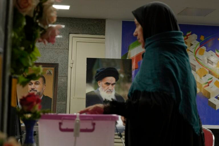 Ιράν: Άρχισε η ψηφοφορία για τις προεδρικές εκλογές