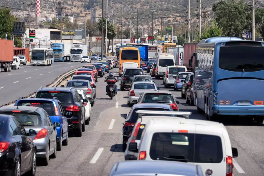 Τέλη κυκλοφορίας: Στη Βουλή το νομοσχέδιο με τους ψηφιακούς ελέγχους και τα κλιμακωτά πρόστιμα