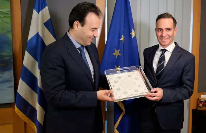 Ελλάδα – Κύπρος: Συνεργασία για τη βελτίωση του τρόπου λειτουργίας των δημοσίων υπηρεσιών