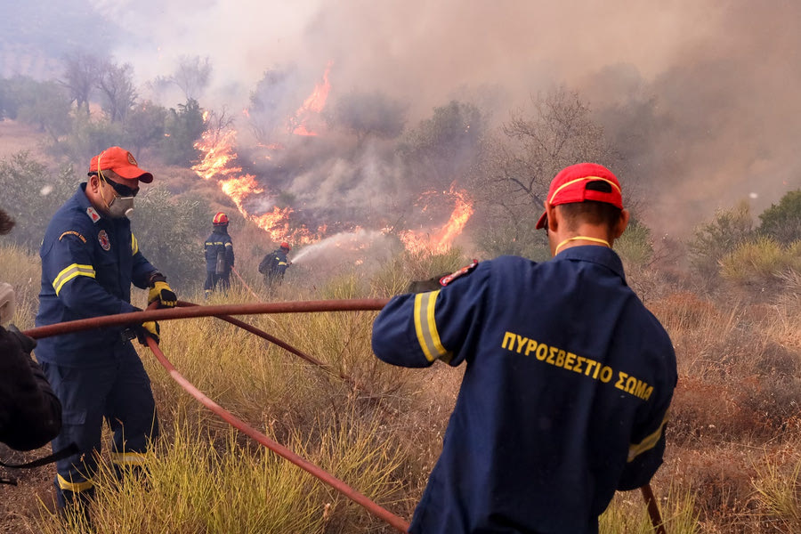 O χάρτης των πύρινων μετώπων στην Ελλάδα από τον δορυφόρο της NASA